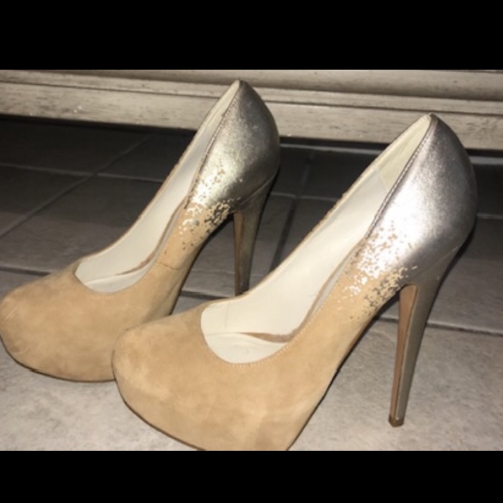 Aldo Beige/Silver Suede 4’ heel